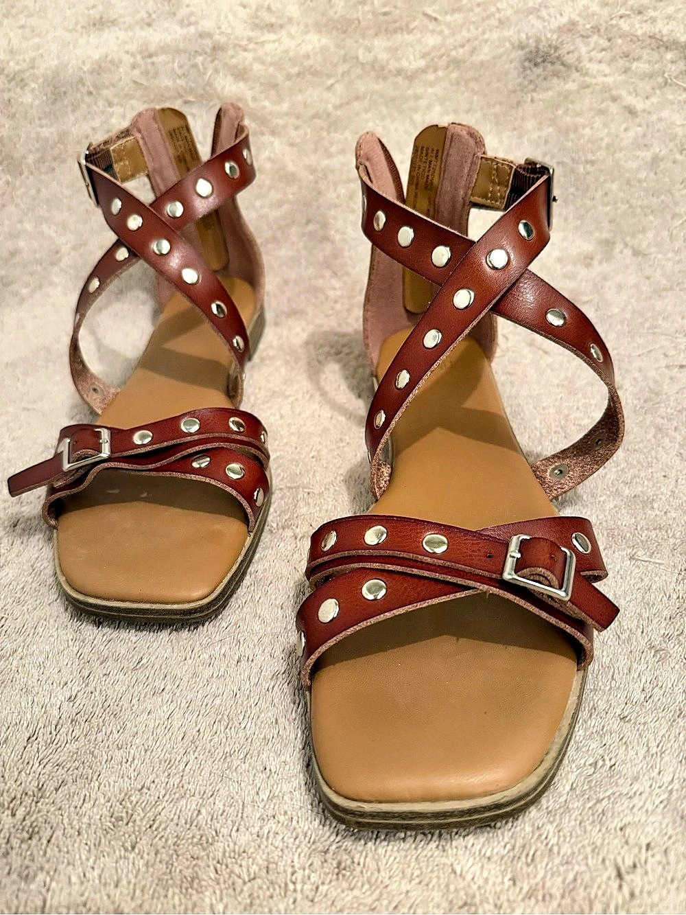 Time and Tru Gold Studded Ankle Strap Gladiator Sandals Brown US 7.5